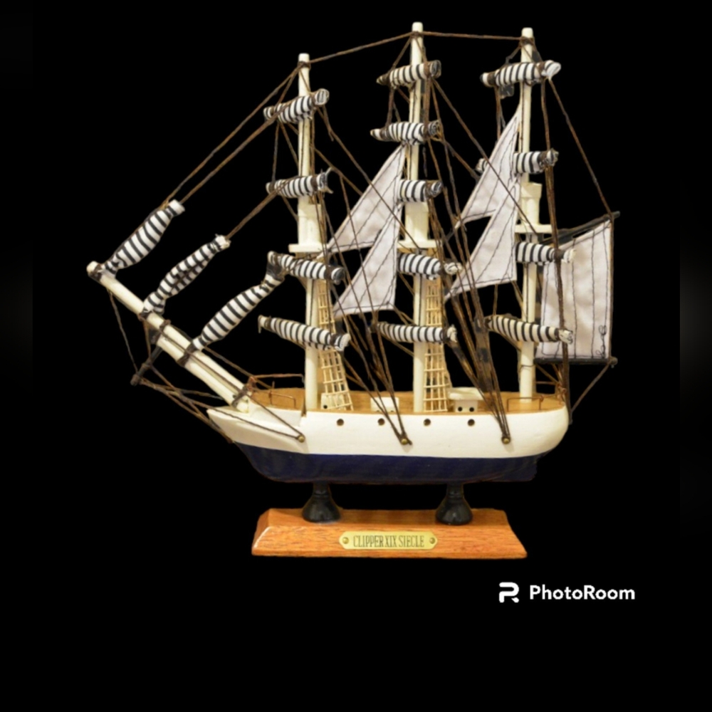 Vintage Wood Model Ship "Clipper XIX Siecle" Cloth Sail Boat Wooden Collectible